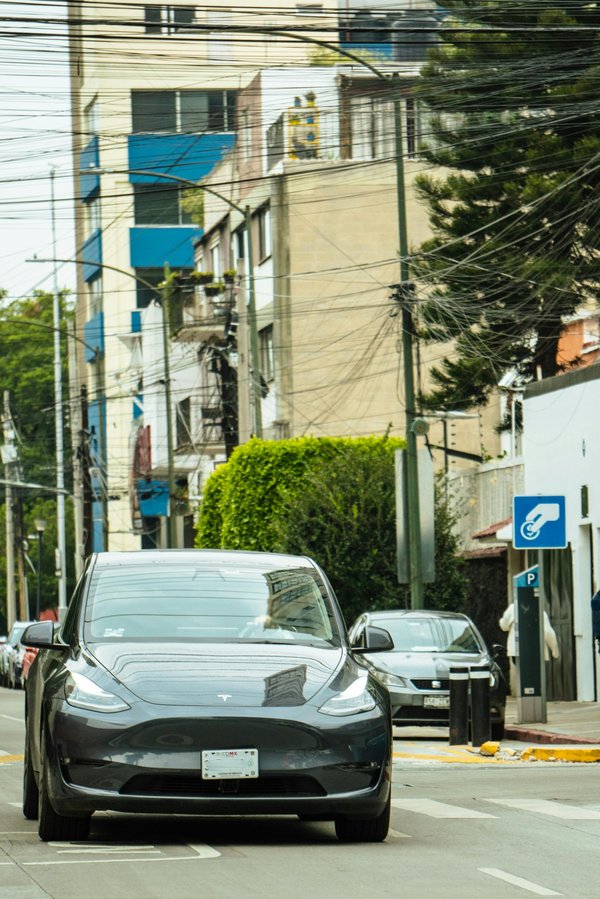 Assurance Tesla : Économisez avec les meilleures options disponibles